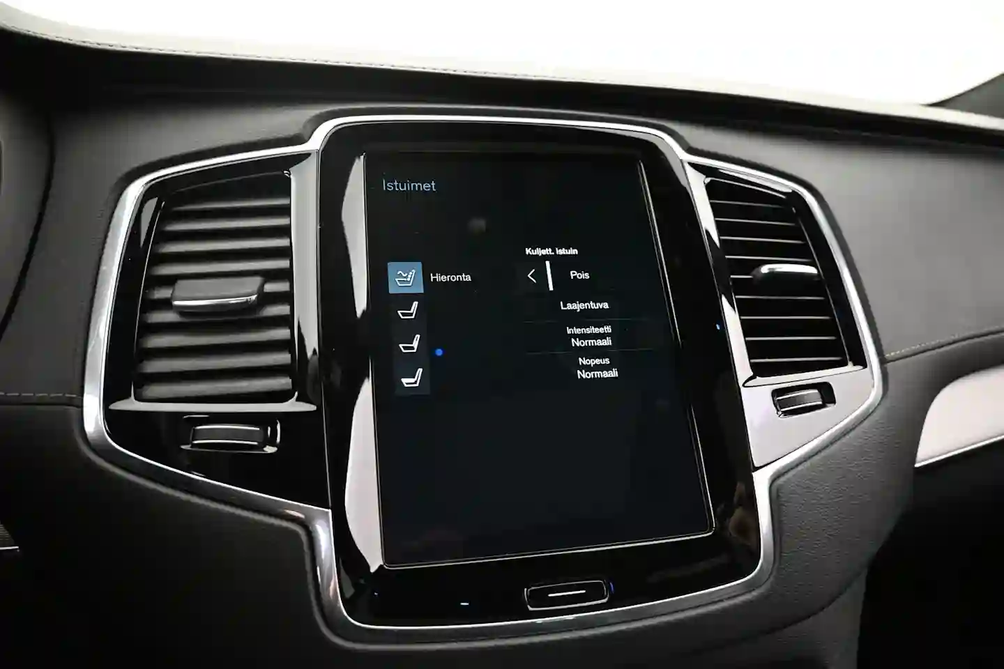 Car Image - 3vTpLUO9CXhuJhwWhlcQRe