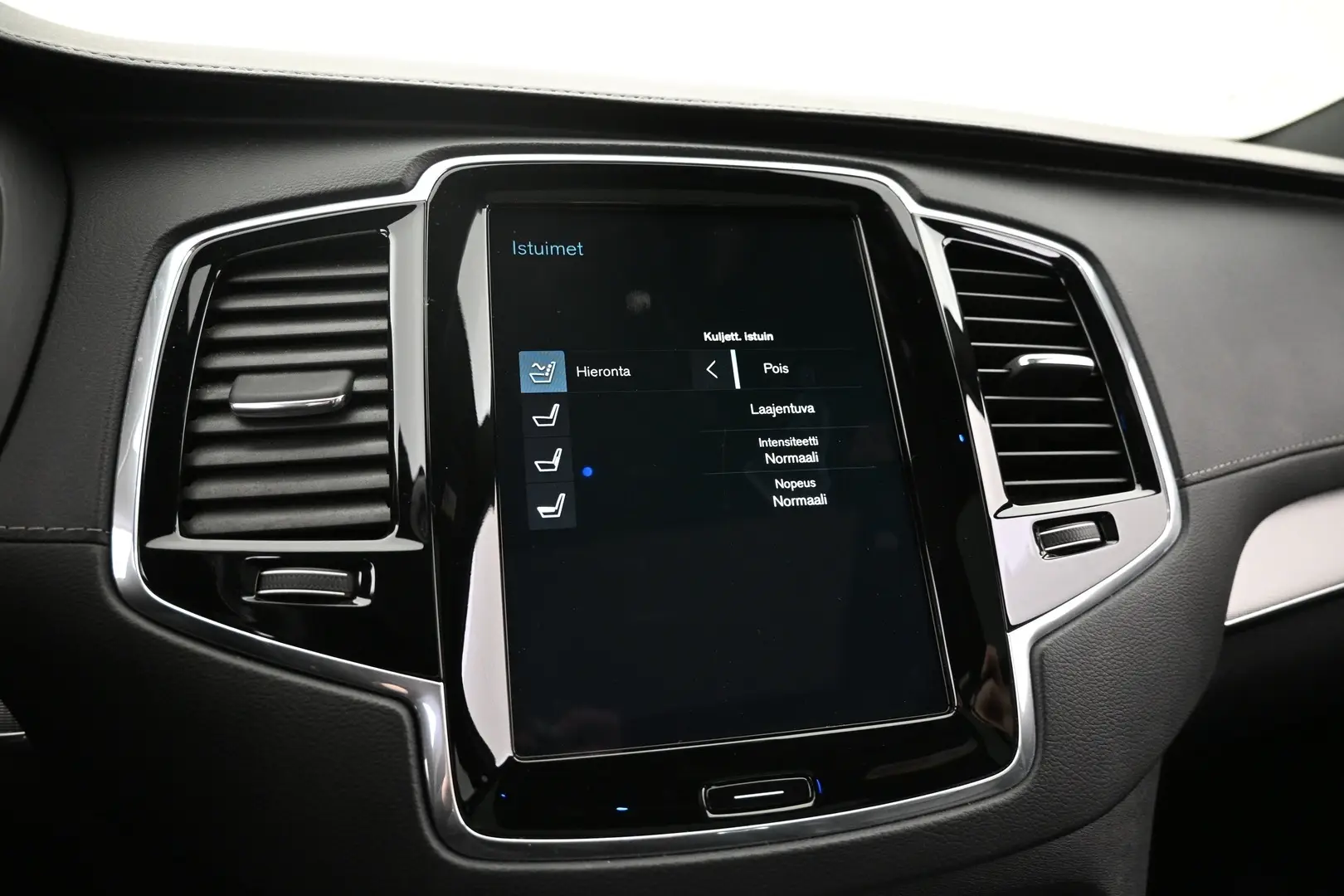 Car Image - 3vTpLUO9CXhuJhwWhlcQRe