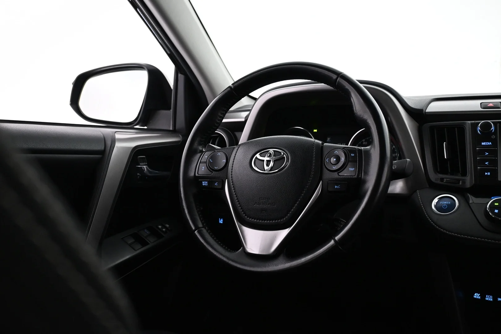 Car Image - 7sZgdb97TKeWnxaDvEXtqX