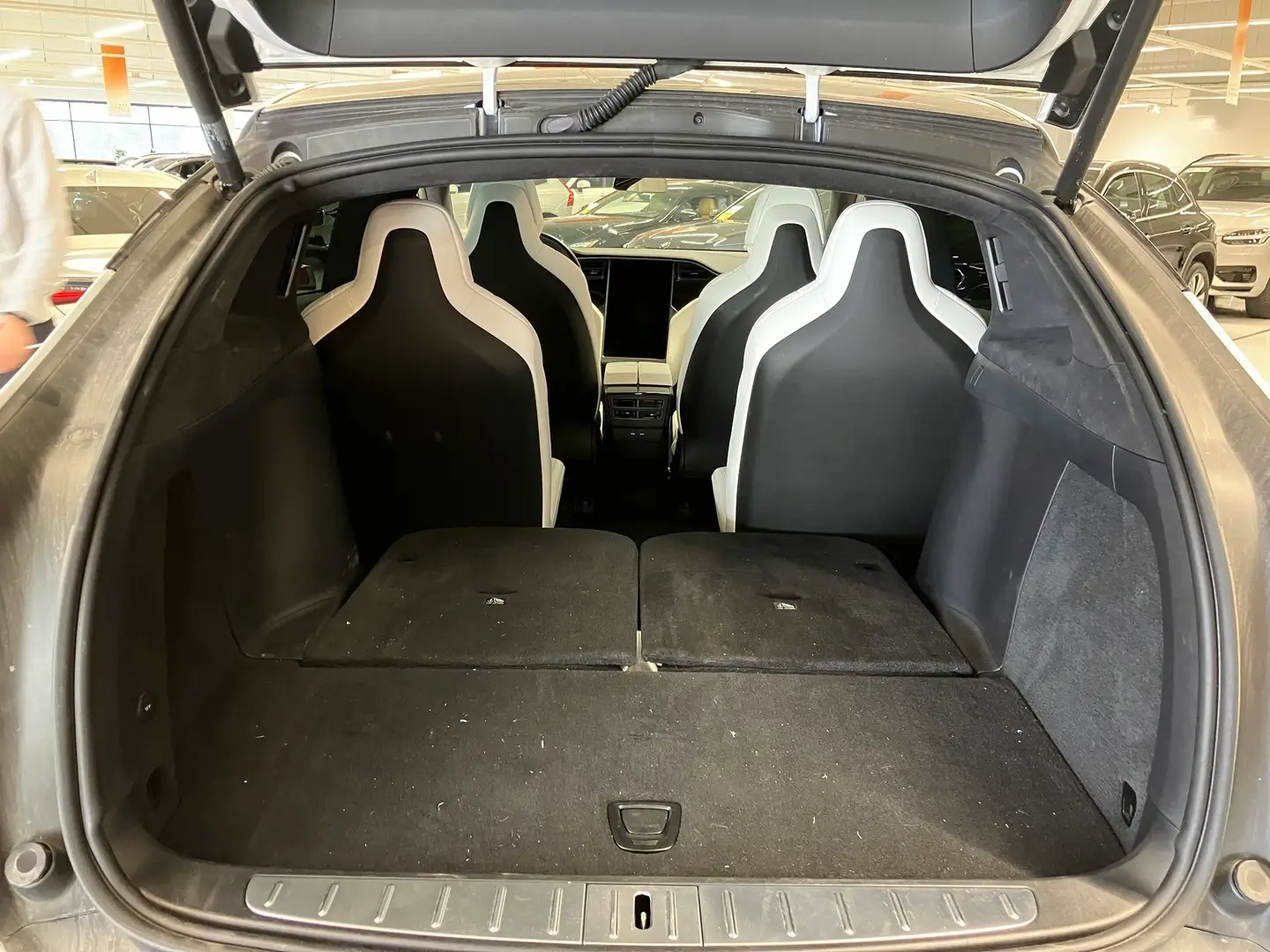 Car Image - 7ewao7mtToX2BXwqrhSTfX