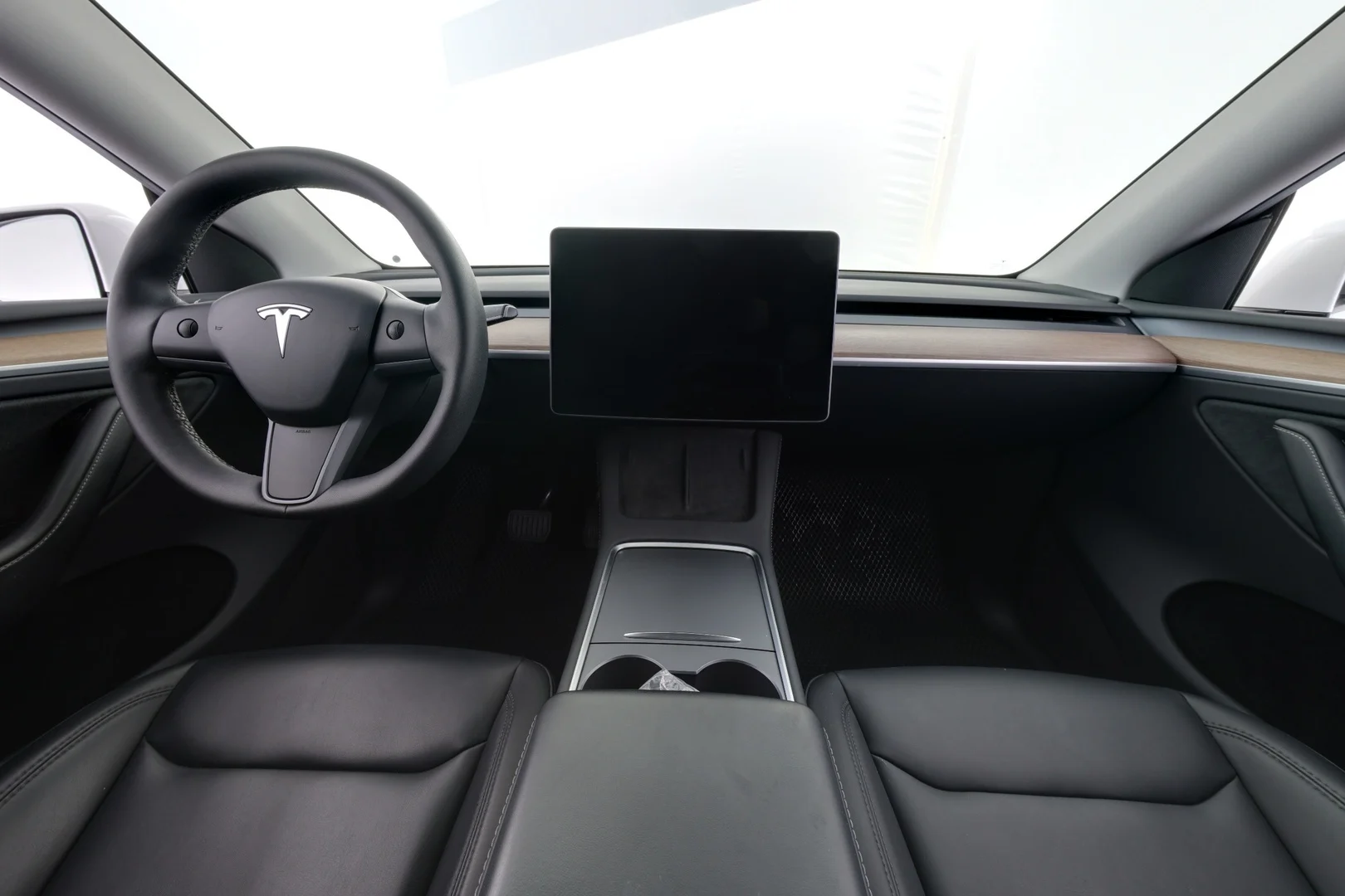 Car Image - 2ypVdXmv4cuoKeakPBzwlX