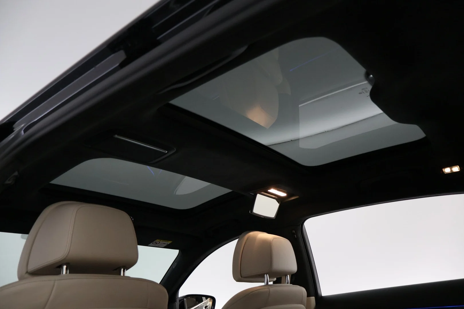 Car Image - 1QHtzGjWz9qRr7myJuM6tb