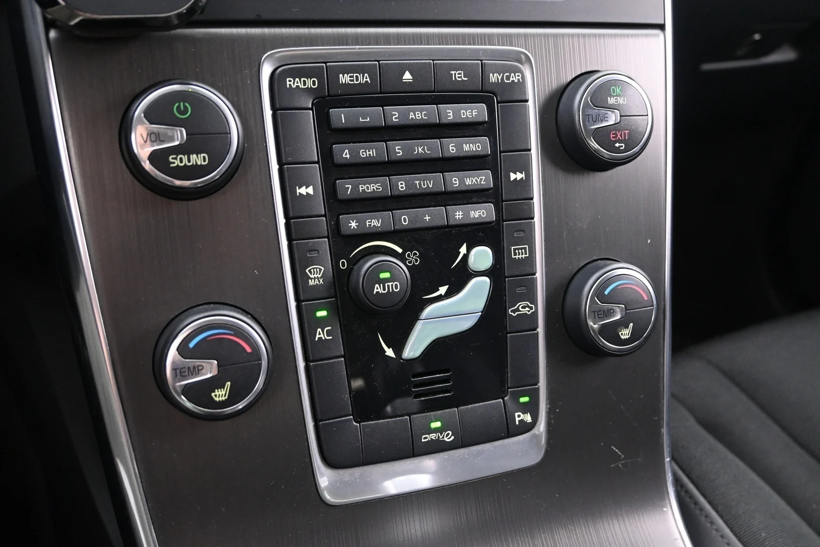 Car Image - 2nhJvPUR0F2ik7XKZ71Ual