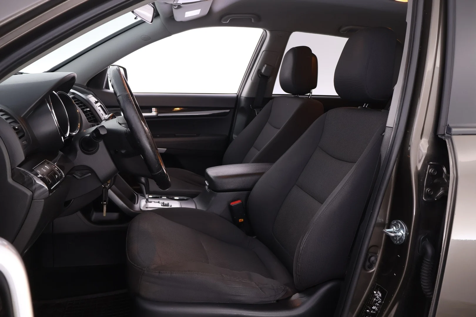 Car Image - 4U5YUhYt6j7iNenJgVWu73