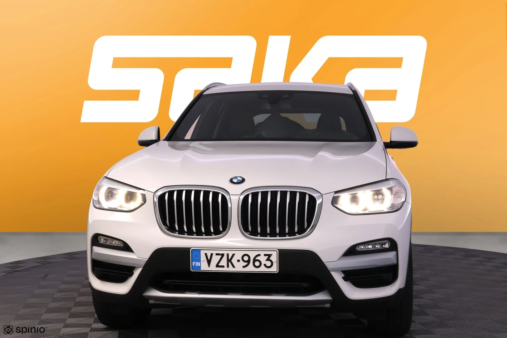Car Image - 4j7Z54j4EcMk0l6JY7LTFq
