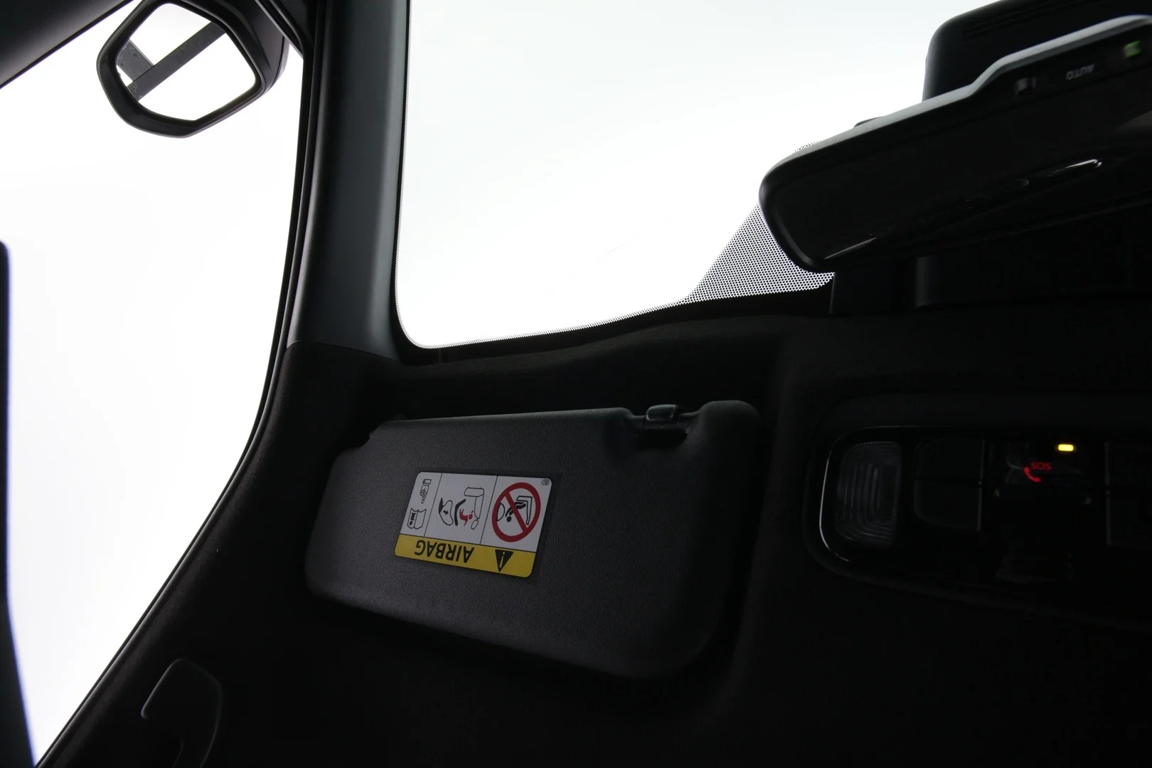 Car Image - 6NsrV7yIyeBMpQc68k6kxD