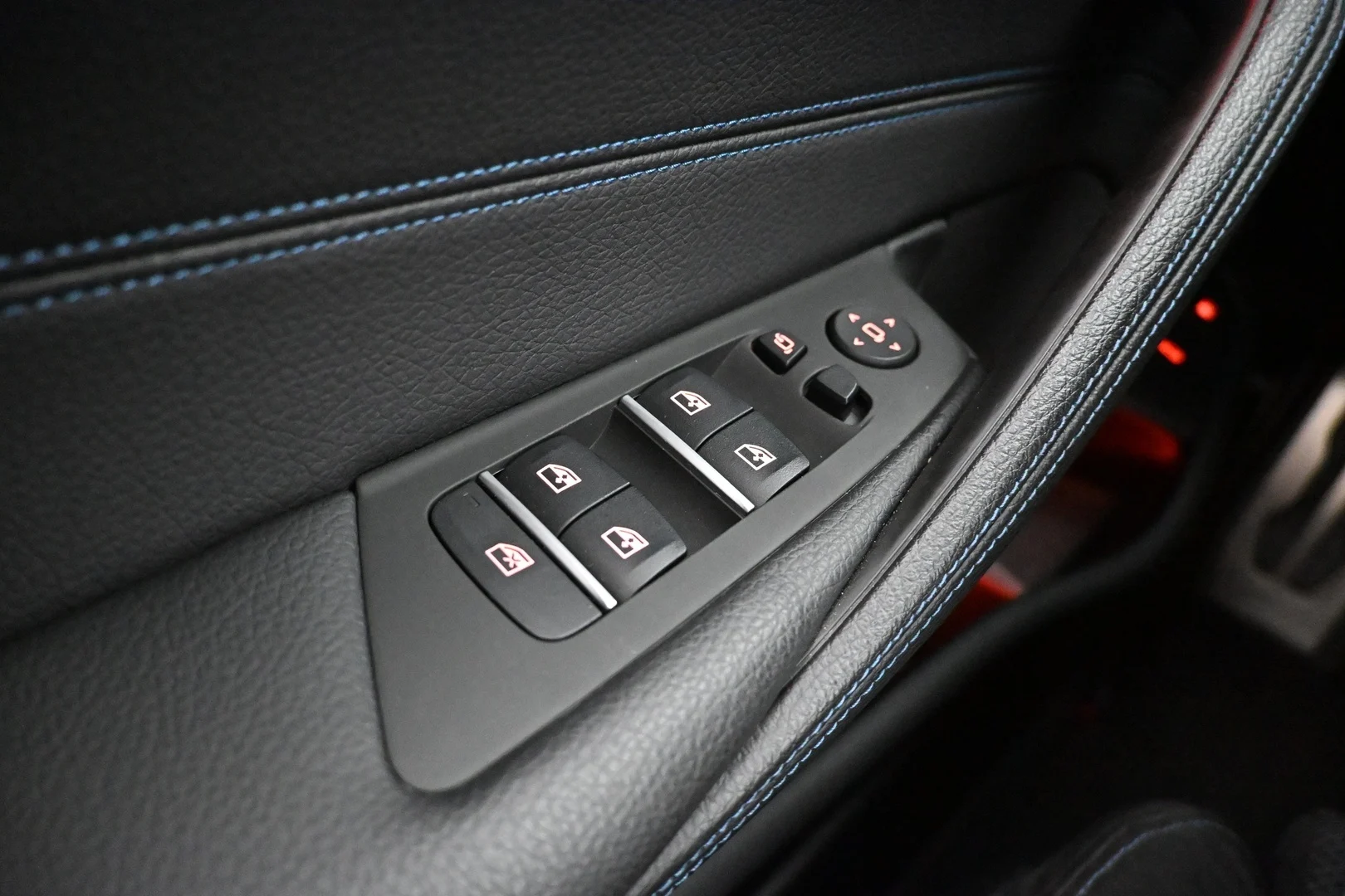 Car Image - fOGEC1PPaGsTqIo5r3OB4