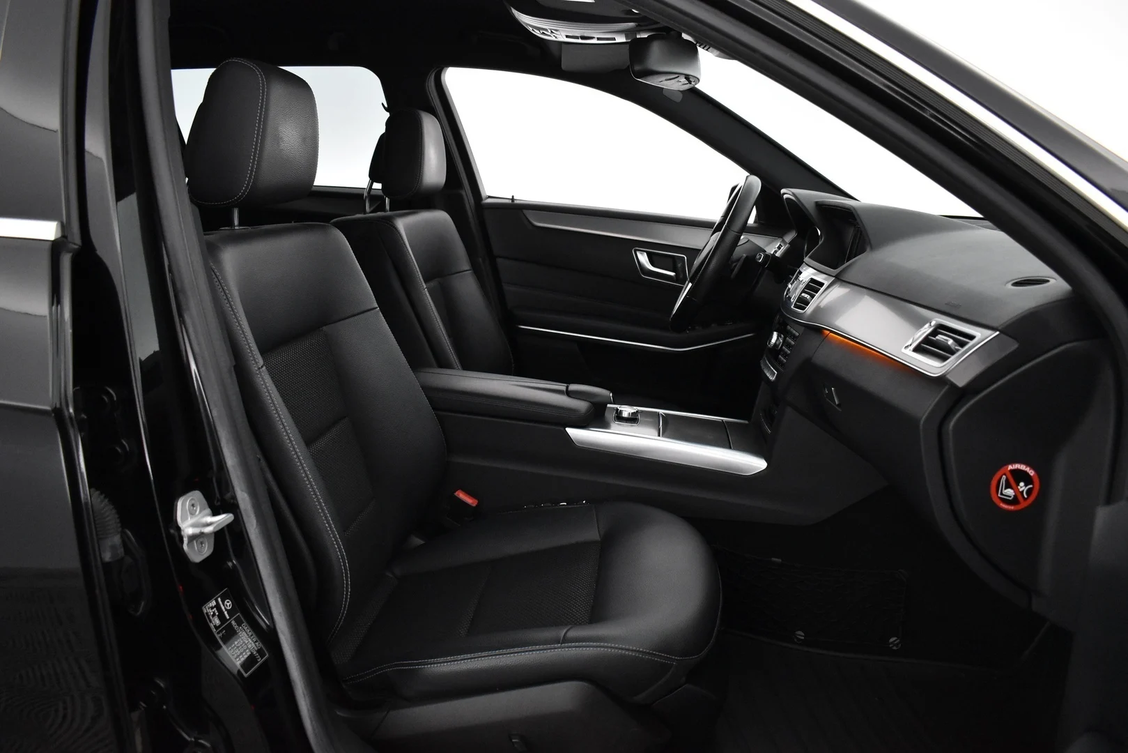 Car Image - 5BHqB6dDS036WLzjqUdwSC