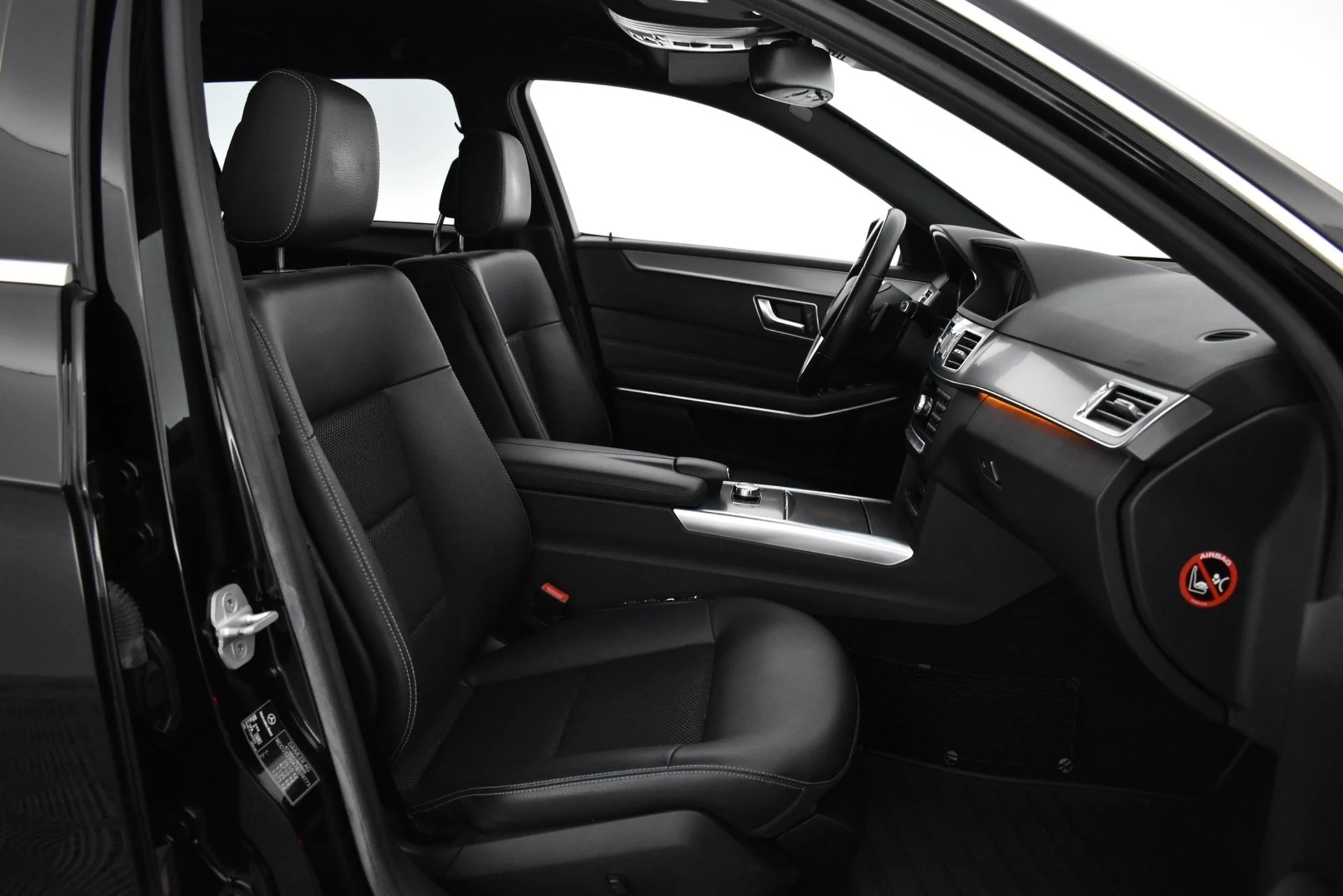 Car Image - 5BHqB6dDS036WLzjqUdwSC