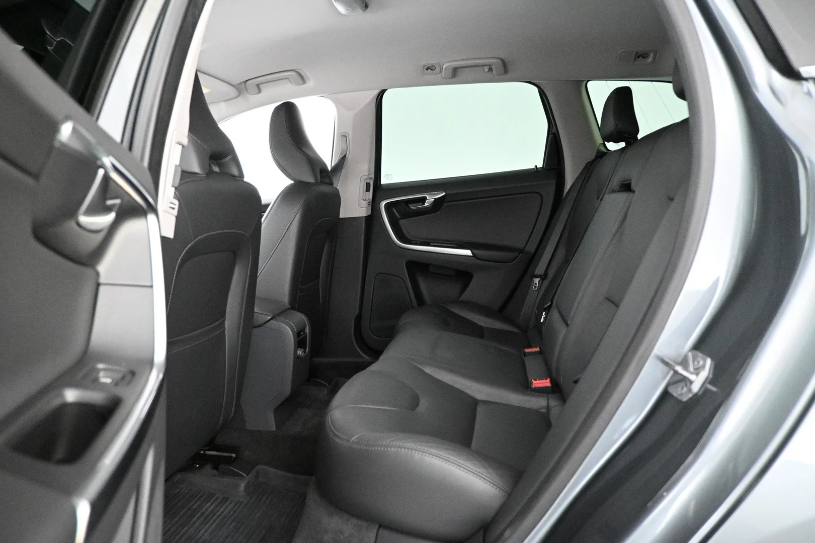 Car Image - 3uytBiyjFundjgfH4neJdh