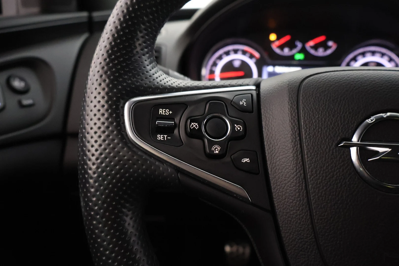 Car Image - 26vRnvS0fuZ4CDP4HoVPjV