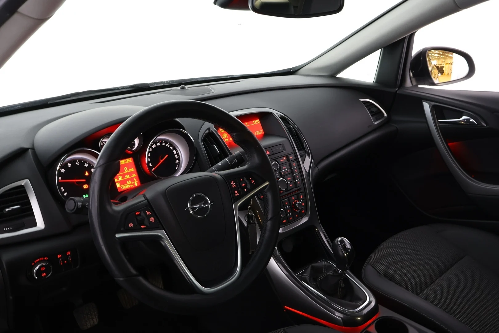 Car Image - 4RgcDxmpVwxRB8NnwEOPre