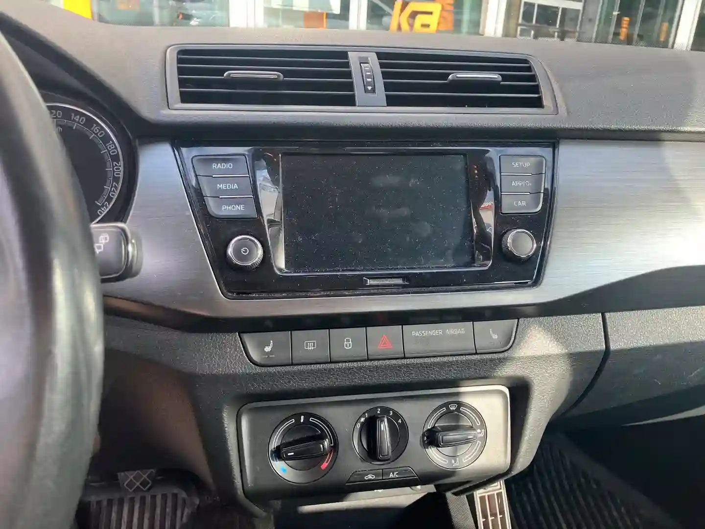 Car Image - 7JFtWpIrQbxDT5Q4Wx4tXW
