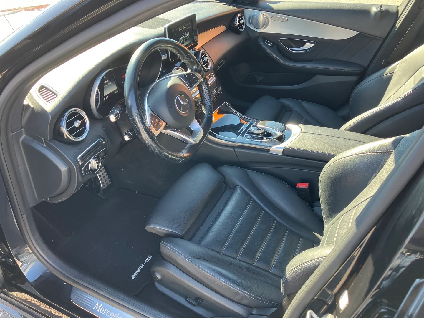Car Image - 4ajDP0hkoSLRlYb30i7cfh