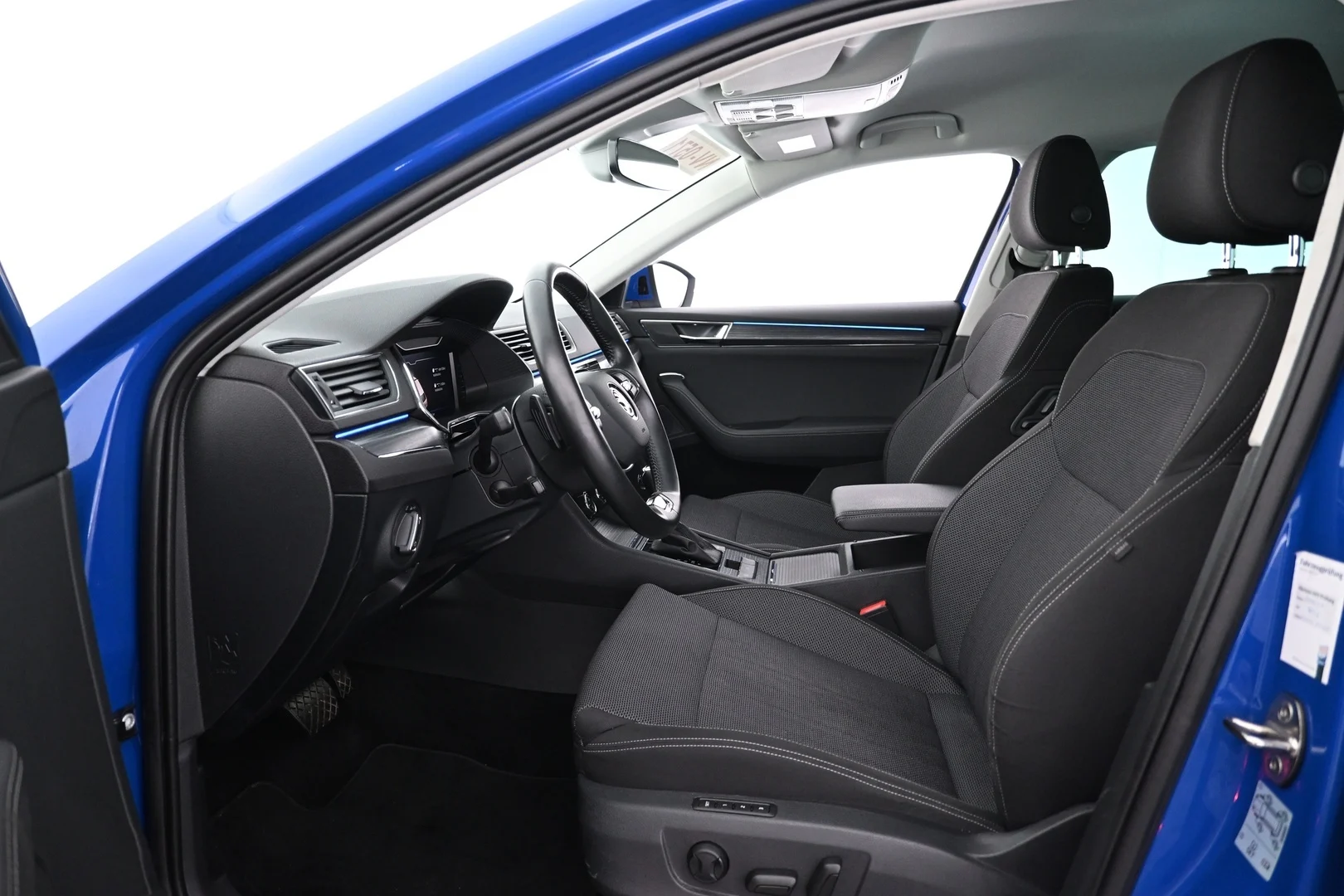 Car Image - QwY1cvke2E2trfcz2M1sv