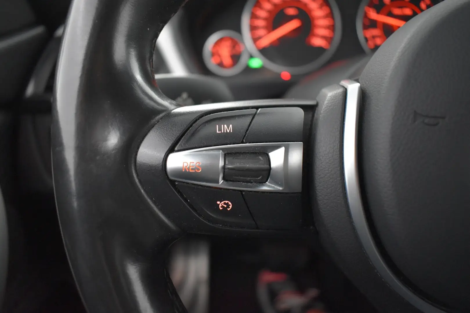 Car Image - 1w45P9nCzzWFbqU0jhRWT6