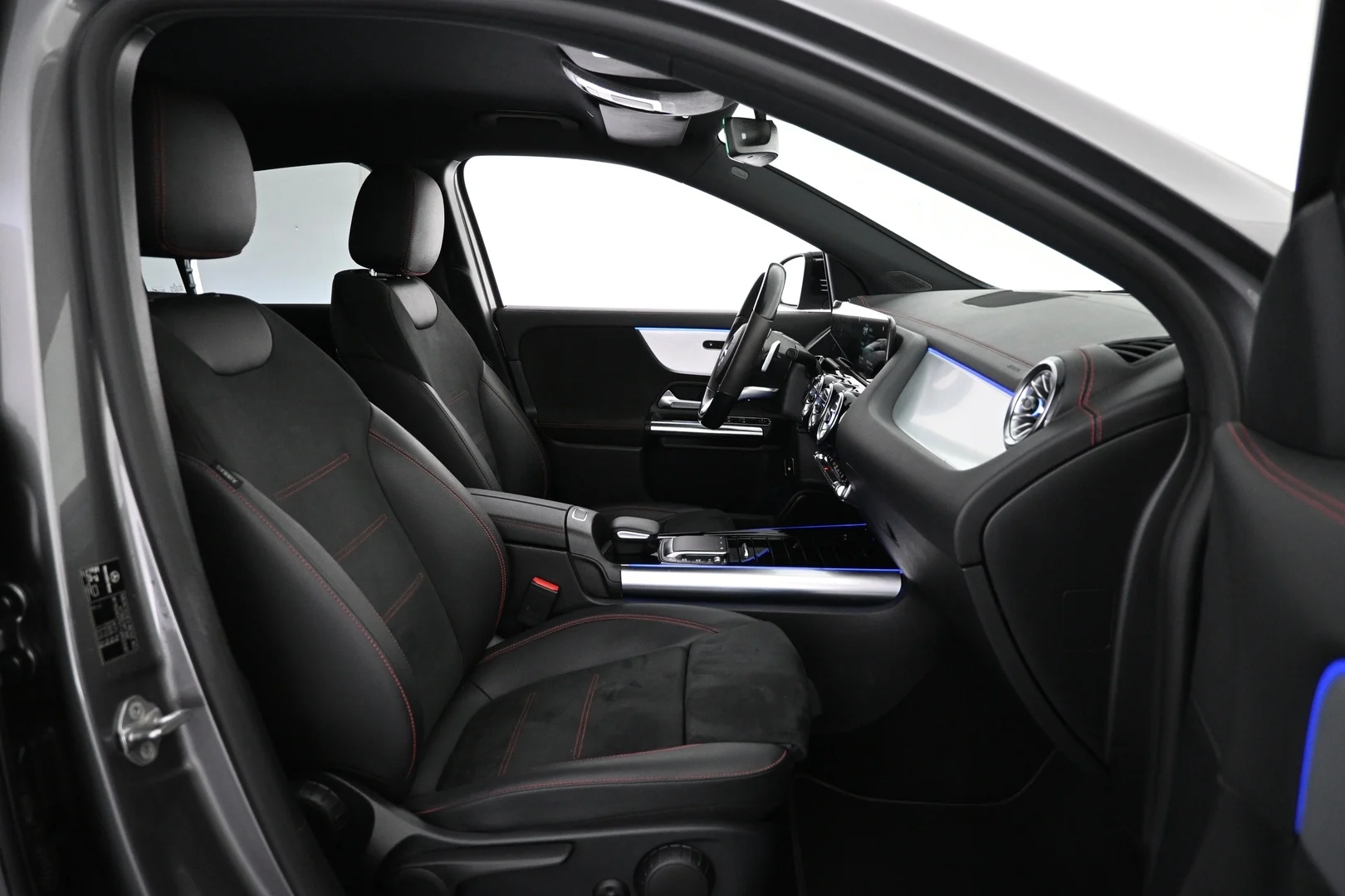 Car Image - 7r0ZUUwW10CieONI8LrYAX