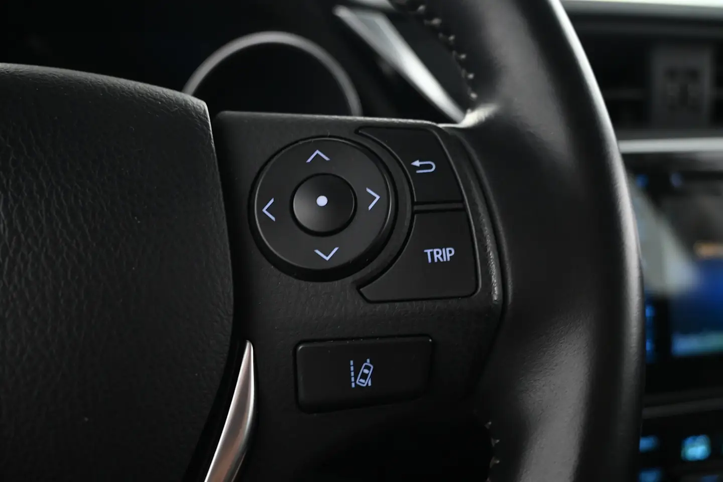 Car Image - 1YJoG7vlChOuRUp4UGqs9