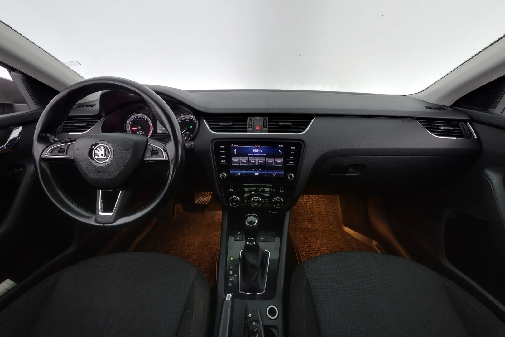 Car Image - 4K8xw0DmOrhKgv2AAUIhPb