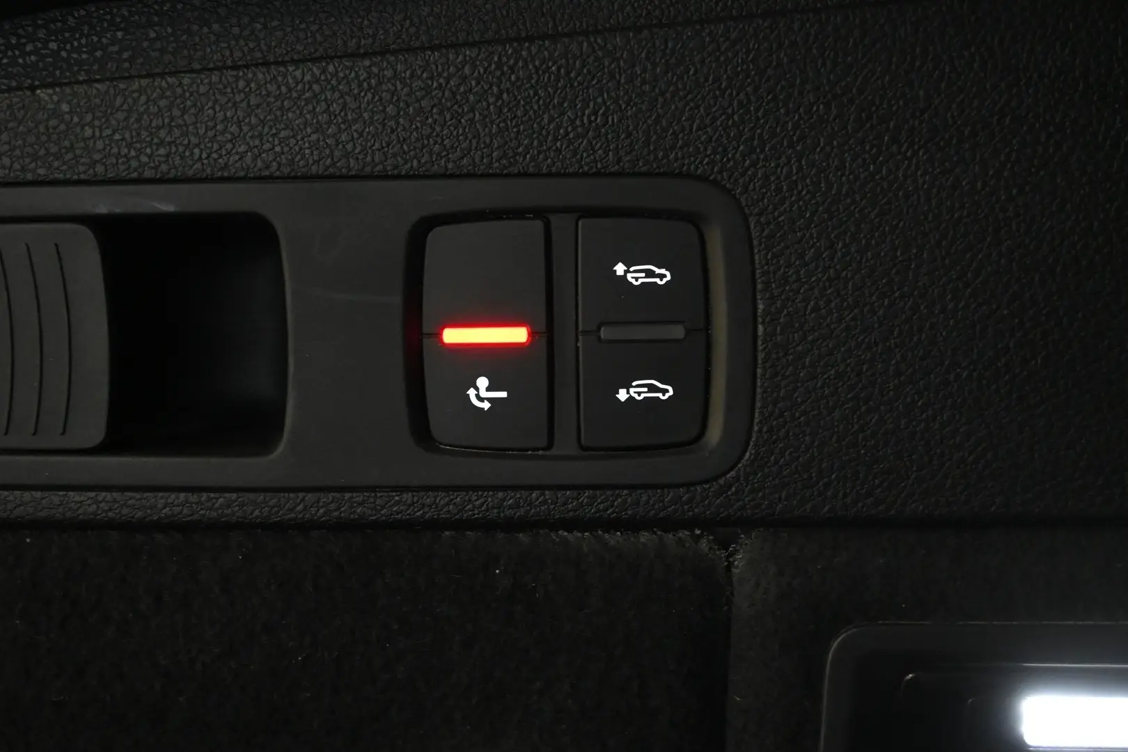 Car Image - 1nhCL3iWTeRETnCsgUteUU