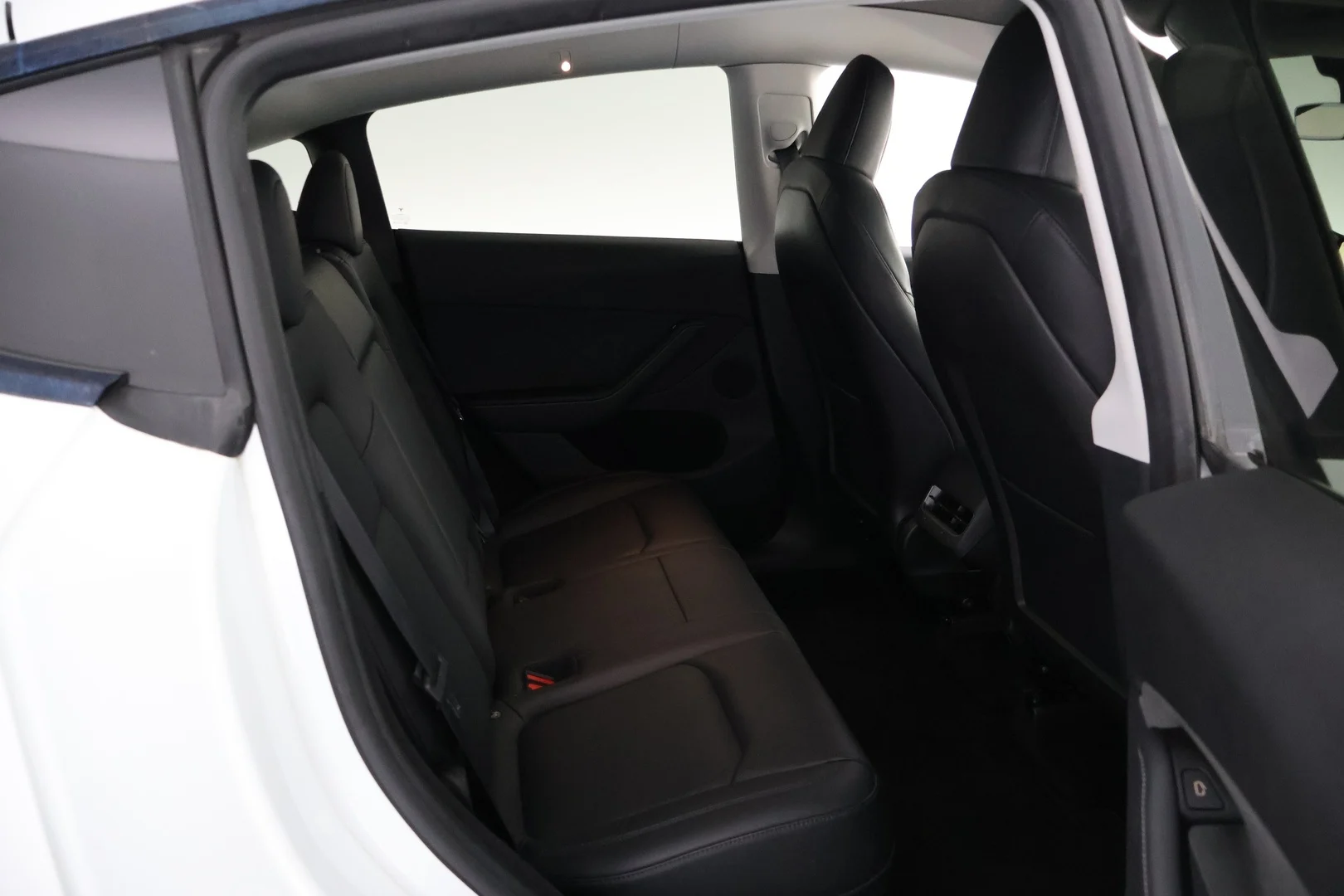 Car Image - PpAfKviyL4AL81ehjDYDn