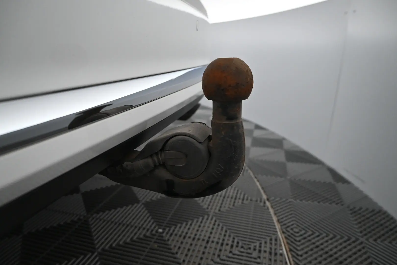 Car Image - 2HmluS9qMGdbo5lBZt9qvB