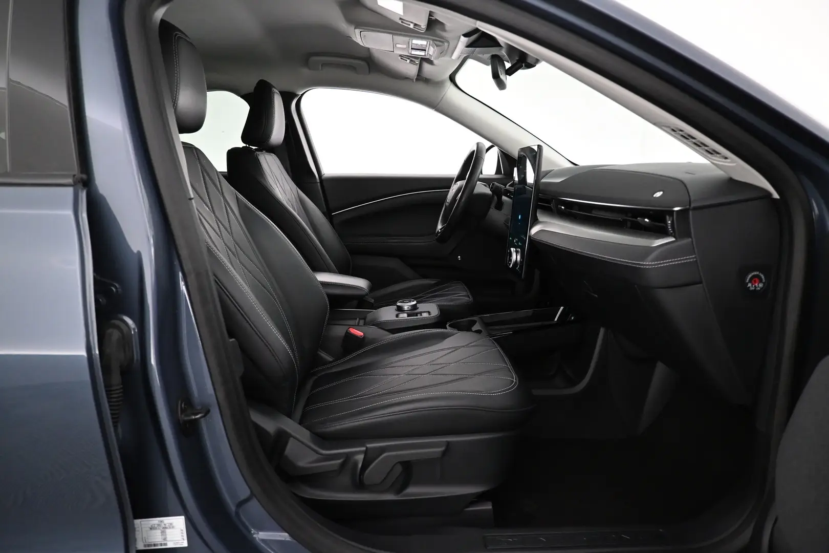Car Image - 6mFM6Qmv7PLwhsI9PAZOq9