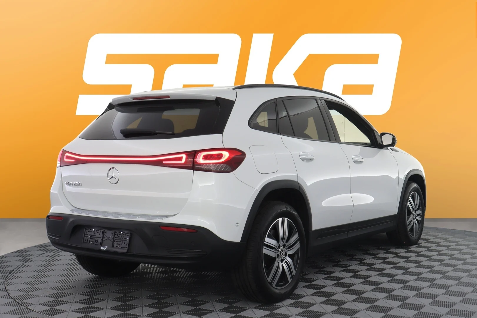 Car Image - 20ATe9tPlO3desS5818KlB