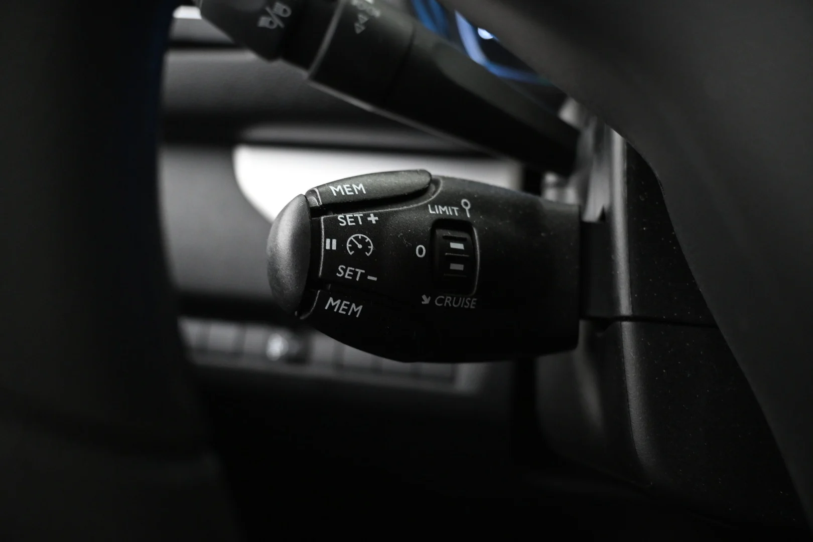 Car Image - 4EbNjsYa0u3fIhQxfy3PPi