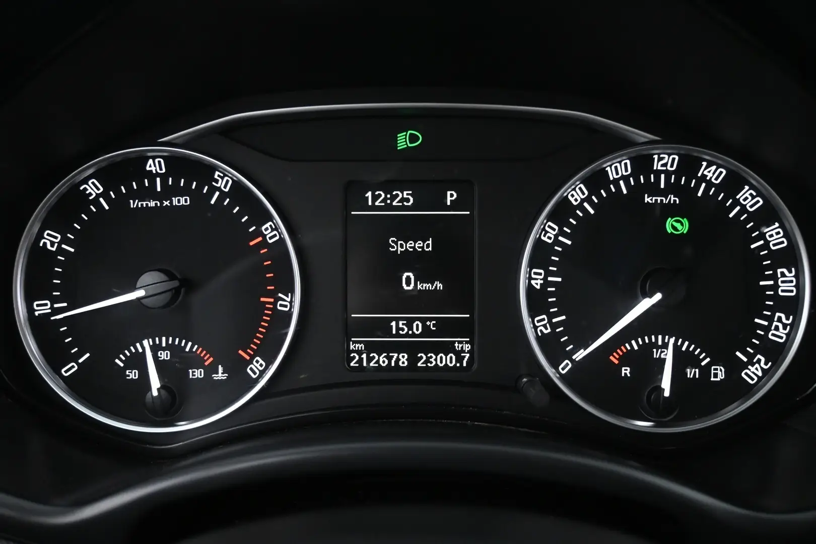 Car Image - 7F6NBdMk7TtO2vuyHZ6TwM