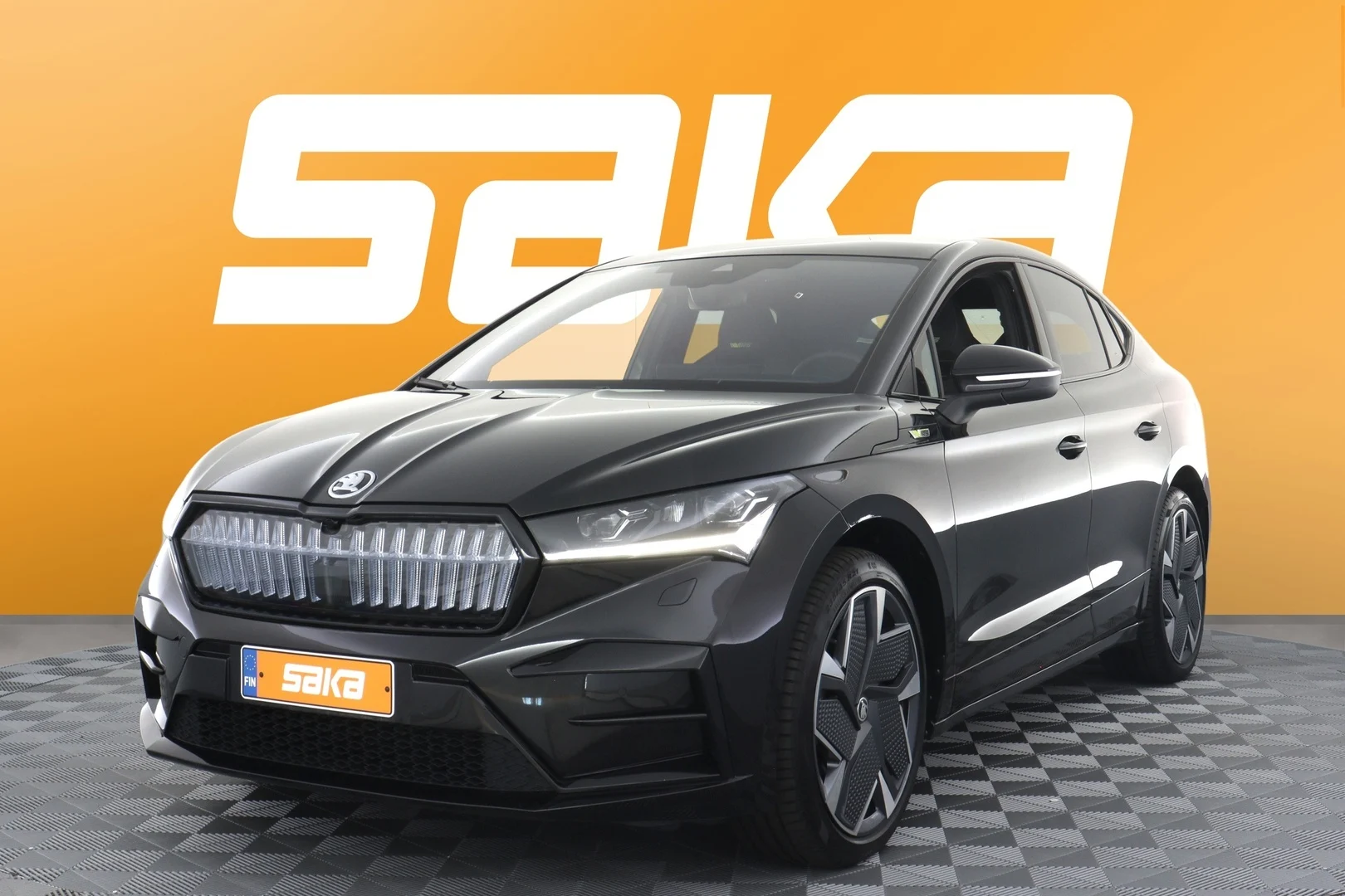 Car Image - 3lftQlCfLkIuIEHaauP6xA