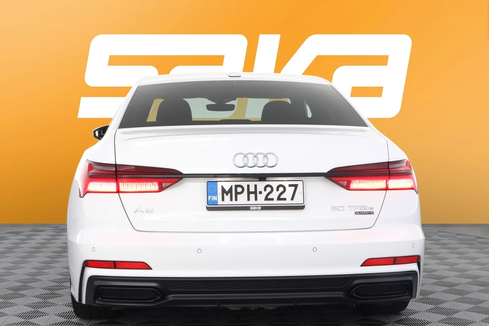 Car Image - 6foUfavXgjIg94HUxnKlIX