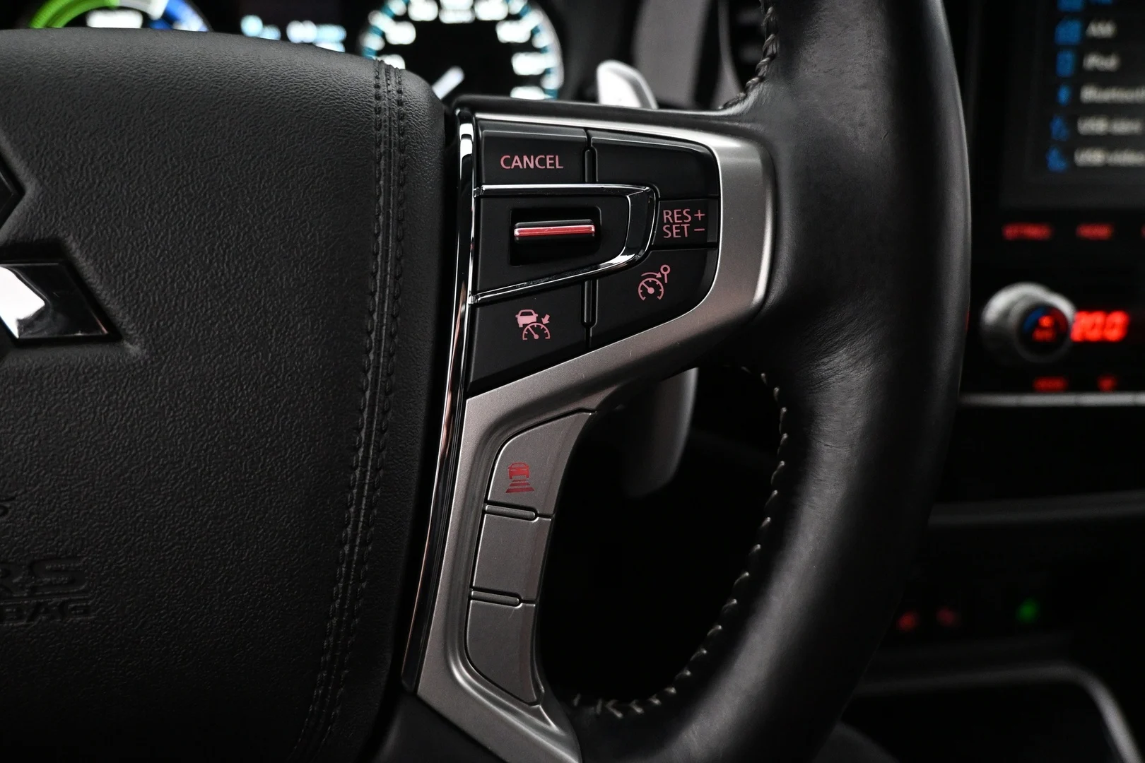 Car Image - 54YPYSv7Pg1sOfZBBGQJqi