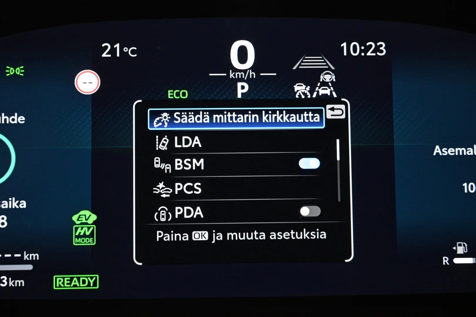 Car Image - 77ZFizg1RZ0BlOlBPSWo7f