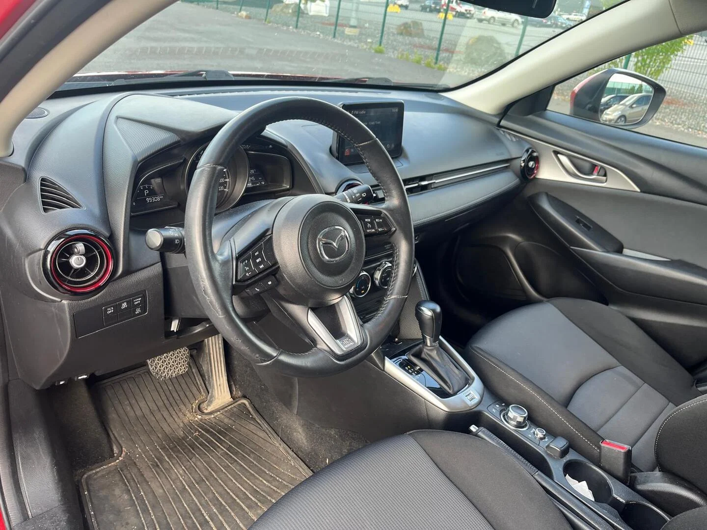 Car Image - 2HV6fYu6Z1OGmW7WlJizxV