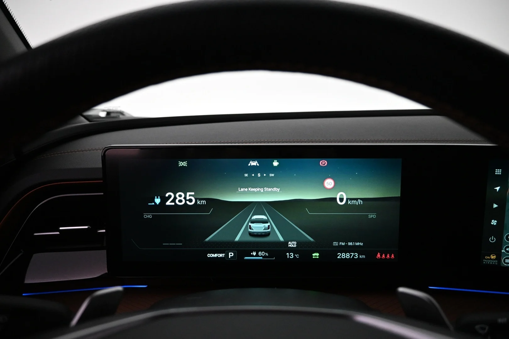 Car Image - 7grHU7j8E1Ce3WXi4oXXHw