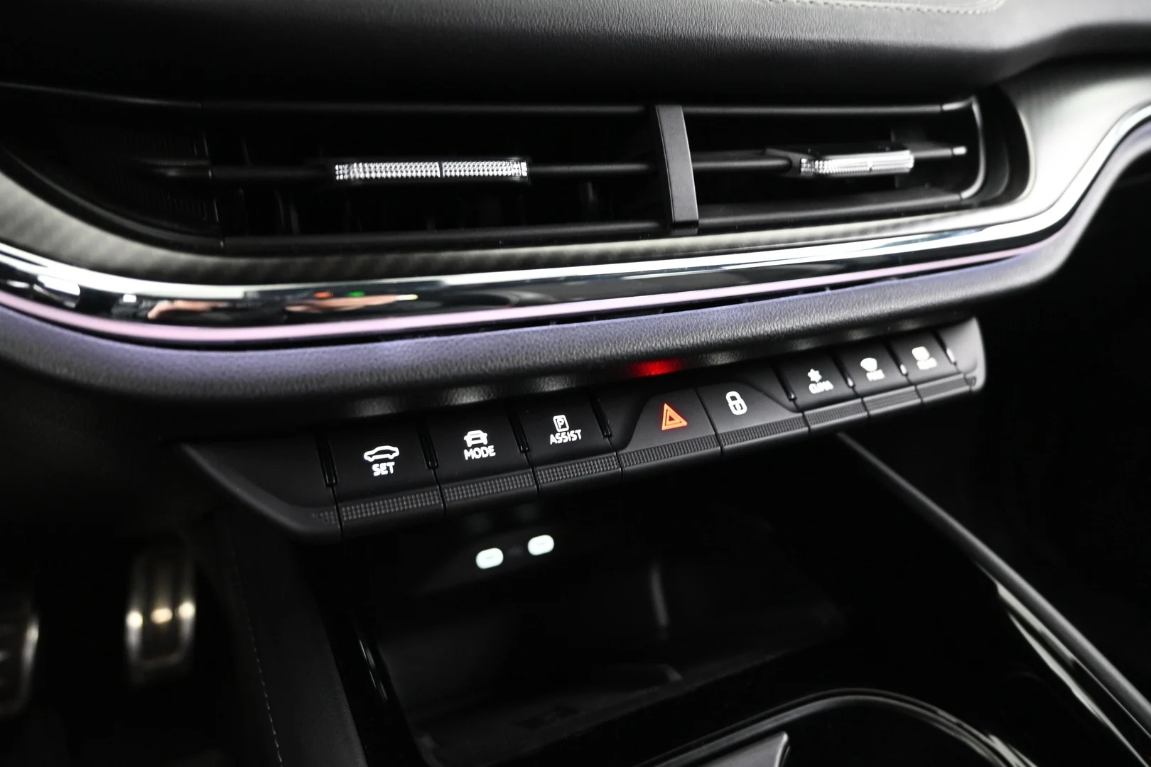 Car Image - 1c9IcmAHcKC5swZZienCns