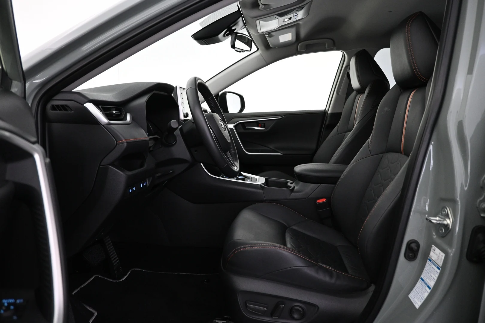 Car Image - i0LPFcWr7FAKLxOdMFHh3