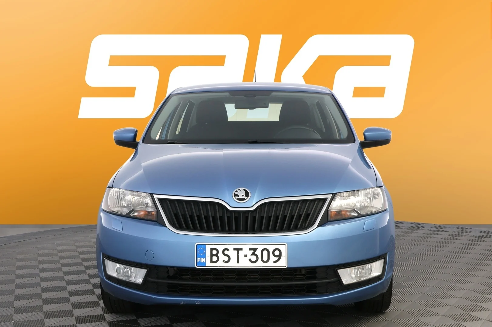 Car Image - 3ncN4e7W3SCOA7rIabWznN