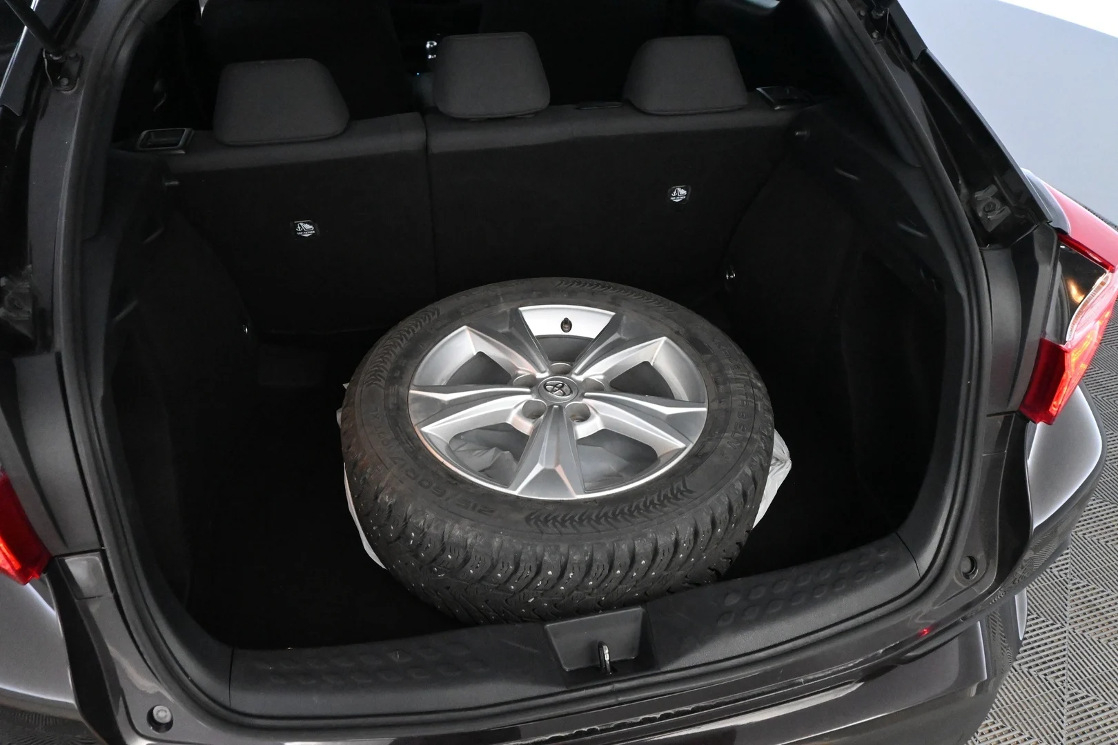 Car Image - 4tZbWcpqYRqW0oenJzBgFF