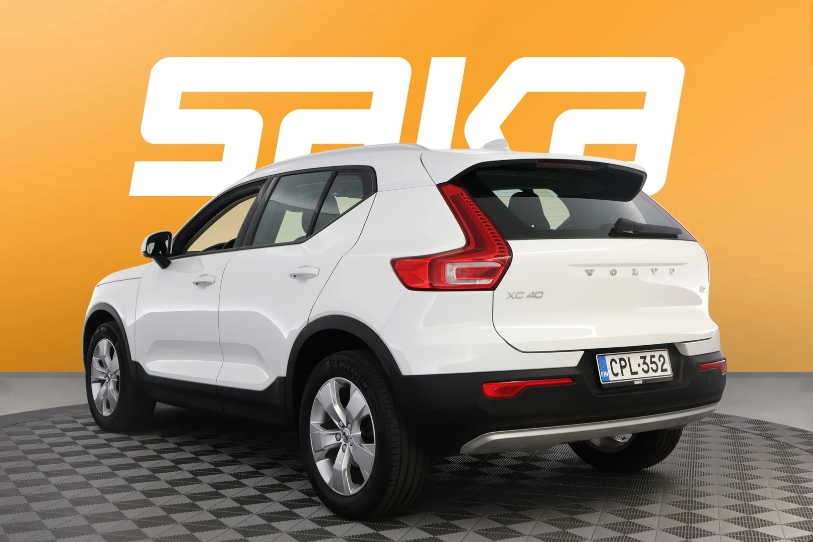 Car Image - 1520iGE46axLTDIKbziQvJ