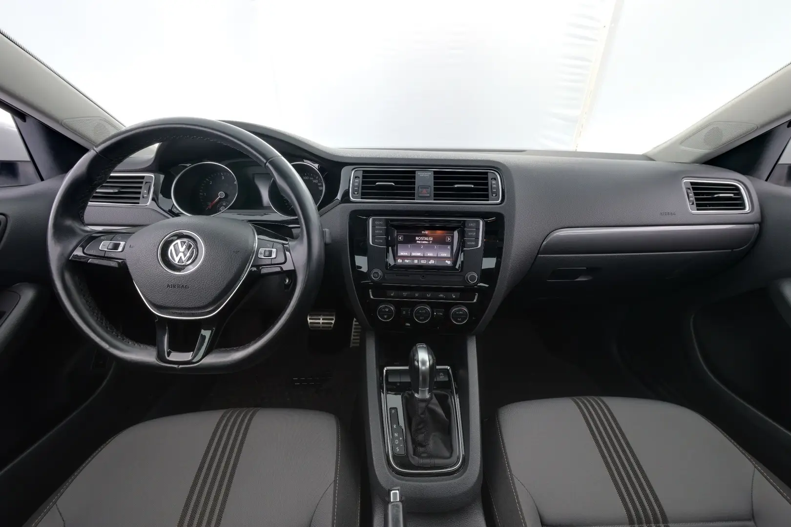 Car Image - 6NVBsqQZGOzp2uiCfmhnqj