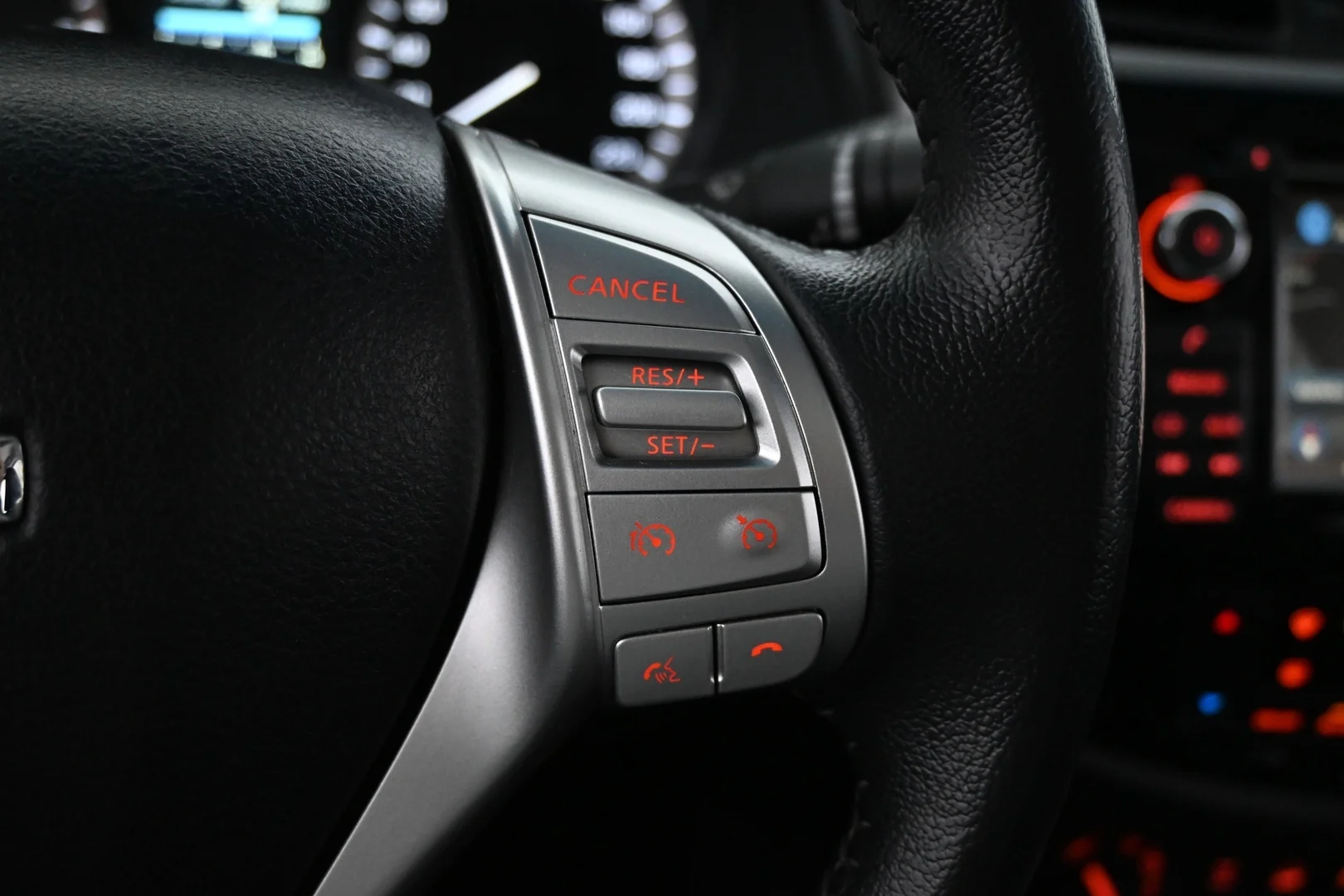 Car Image - 6PgDInTM8KHSBJ18tMQwr9
