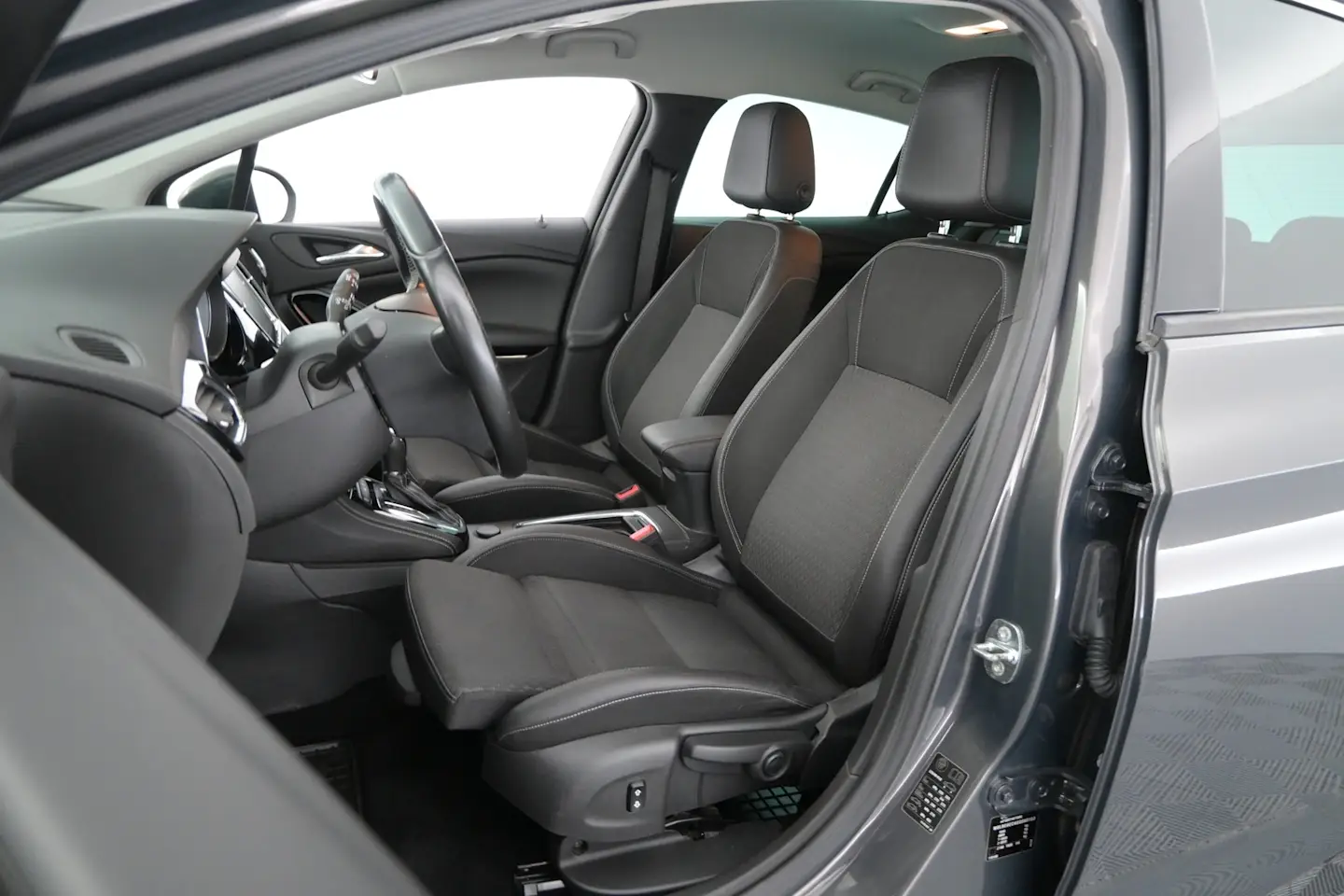 Car Image - 3cJPcW7OvdJ8WIvZmuA3St