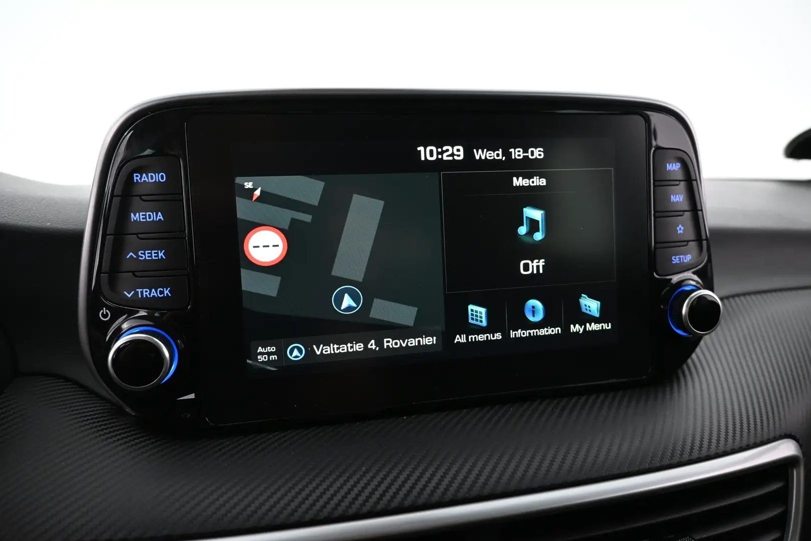 Car Image - 6CRFix35jrlwSxal4TvkbY