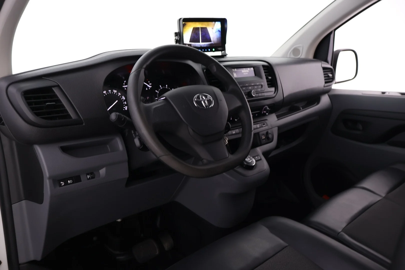 Car Image - 7AicrGbSDnw677344DfUH9