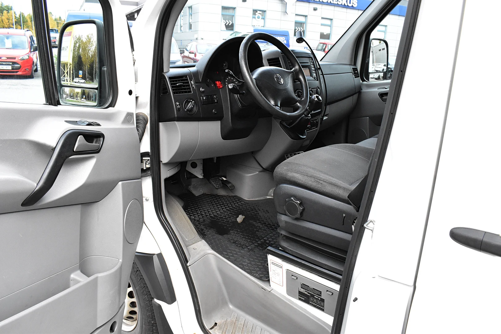 Car Image - 7CLISwHxqjiJQgD7Nac2iD