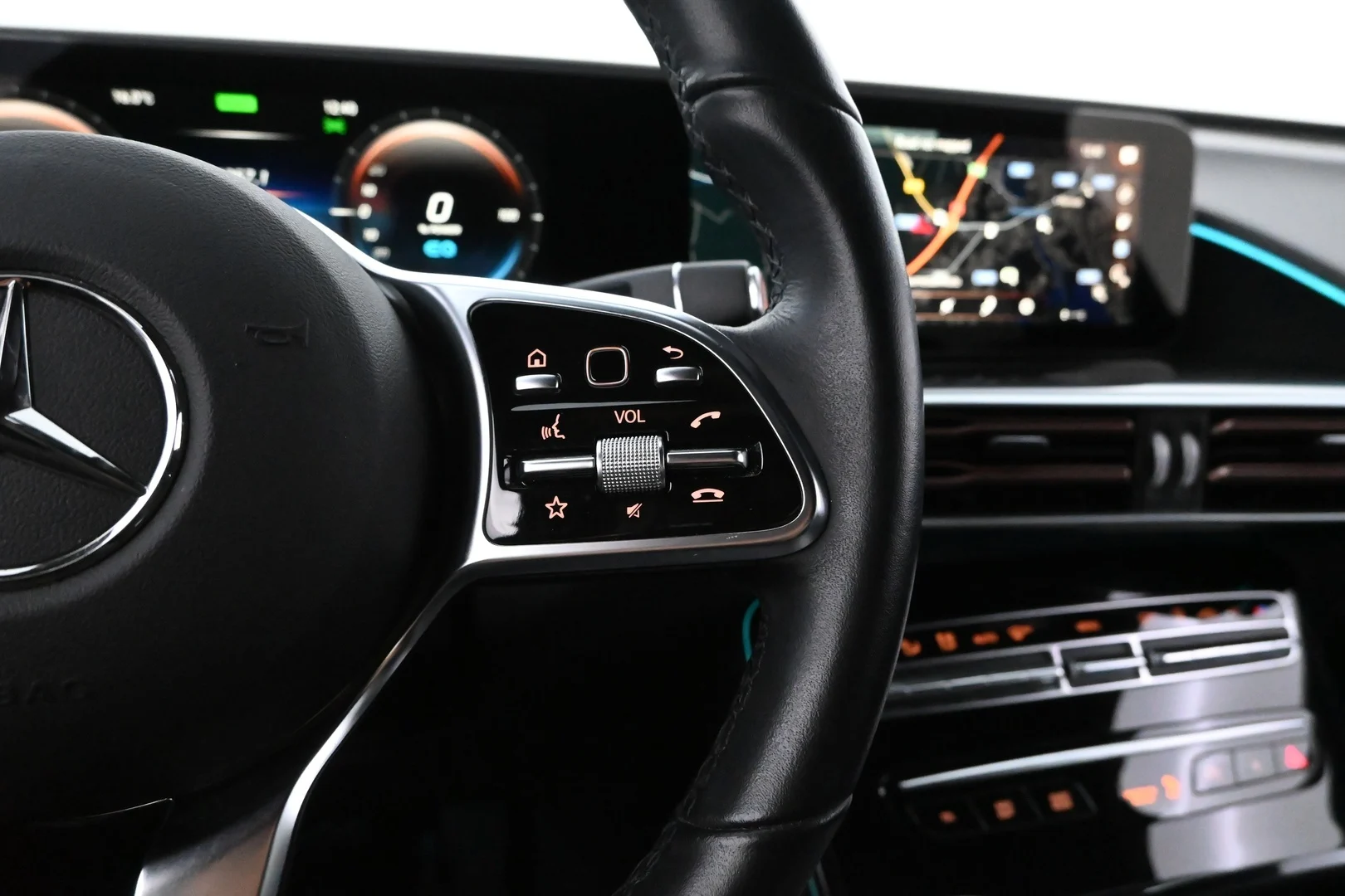 Car Image - 4Hatx9boTyOdlhlr0iiZsE