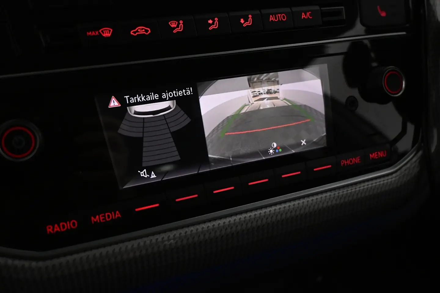 Car Image - OfzgmvkRvnDHUuvQbEclp
