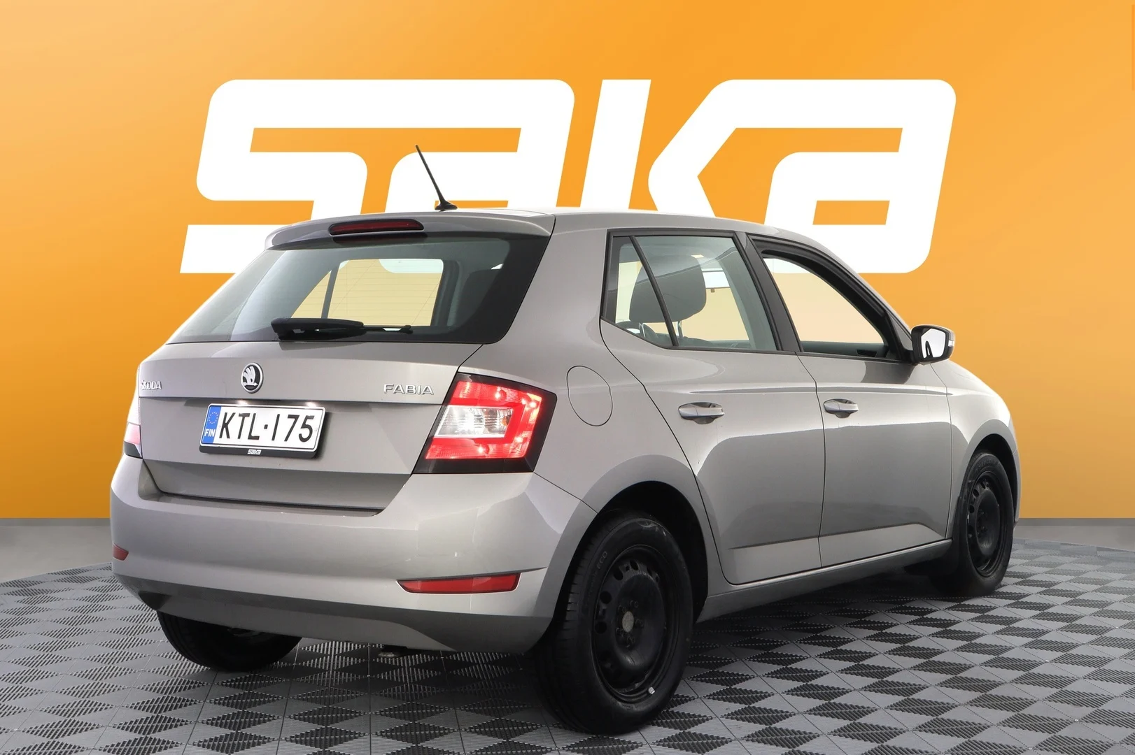 Car Image - 6vws8ebQdnnCQNFDT2CYXd